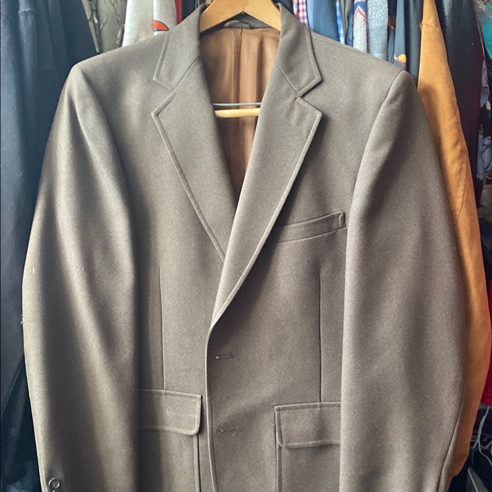 Brown Sport Coat with Structured Shoulders